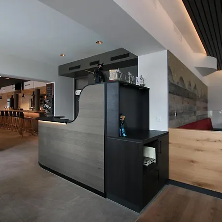 Blattnerhof Hotel 3*